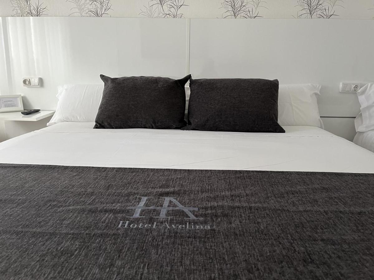 Hotel Avelina Onís المظهر الخارجي الصورة