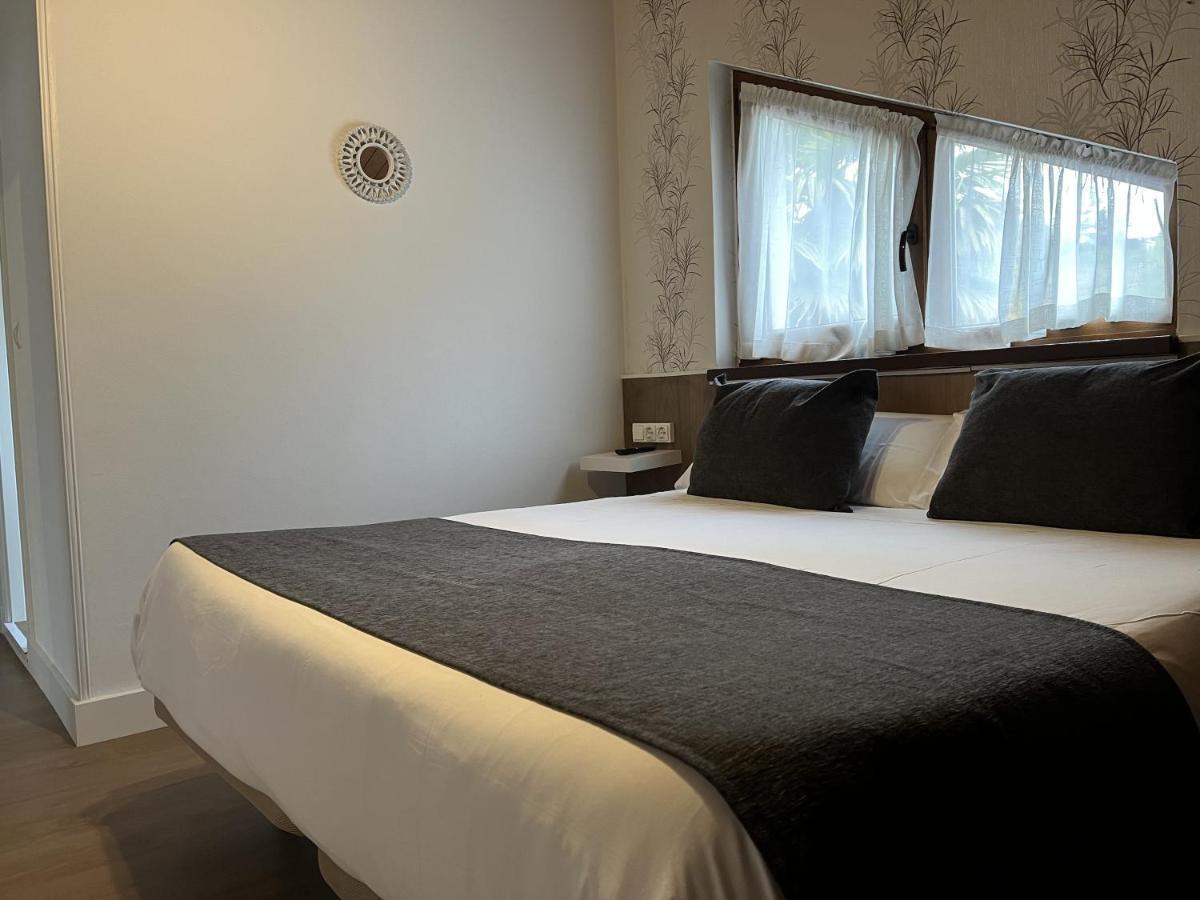 Hotel Avelina Onís المظهر الخارجي الصورة